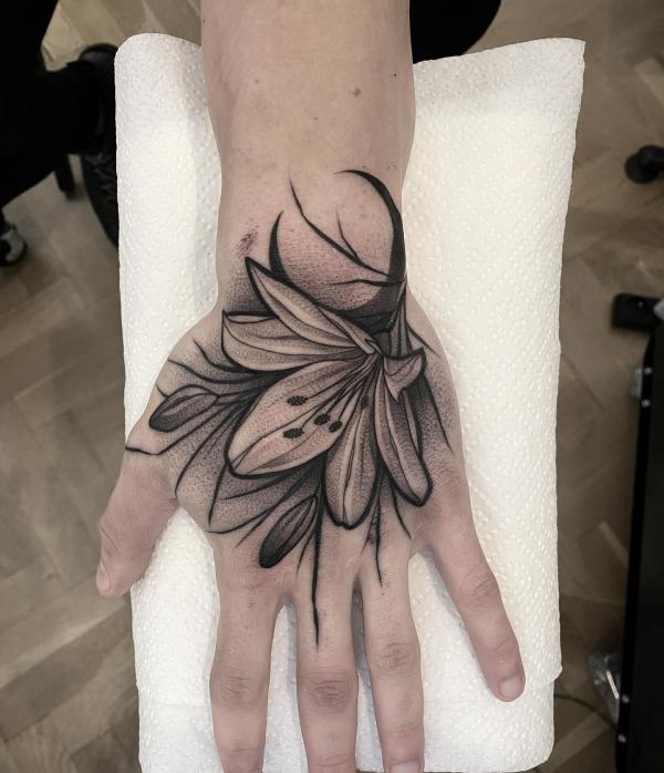 10 Gorgeous Flower Tattoo Designs Ideas On Trend In 2020 Lily Flower 10 Gorgeous Flower Tattoo Designs Ideas On Trend In 2020 Lily Flower
