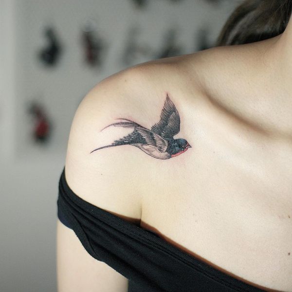 Bird Tattoos On Shoulder: Stunning Designs & Ideas