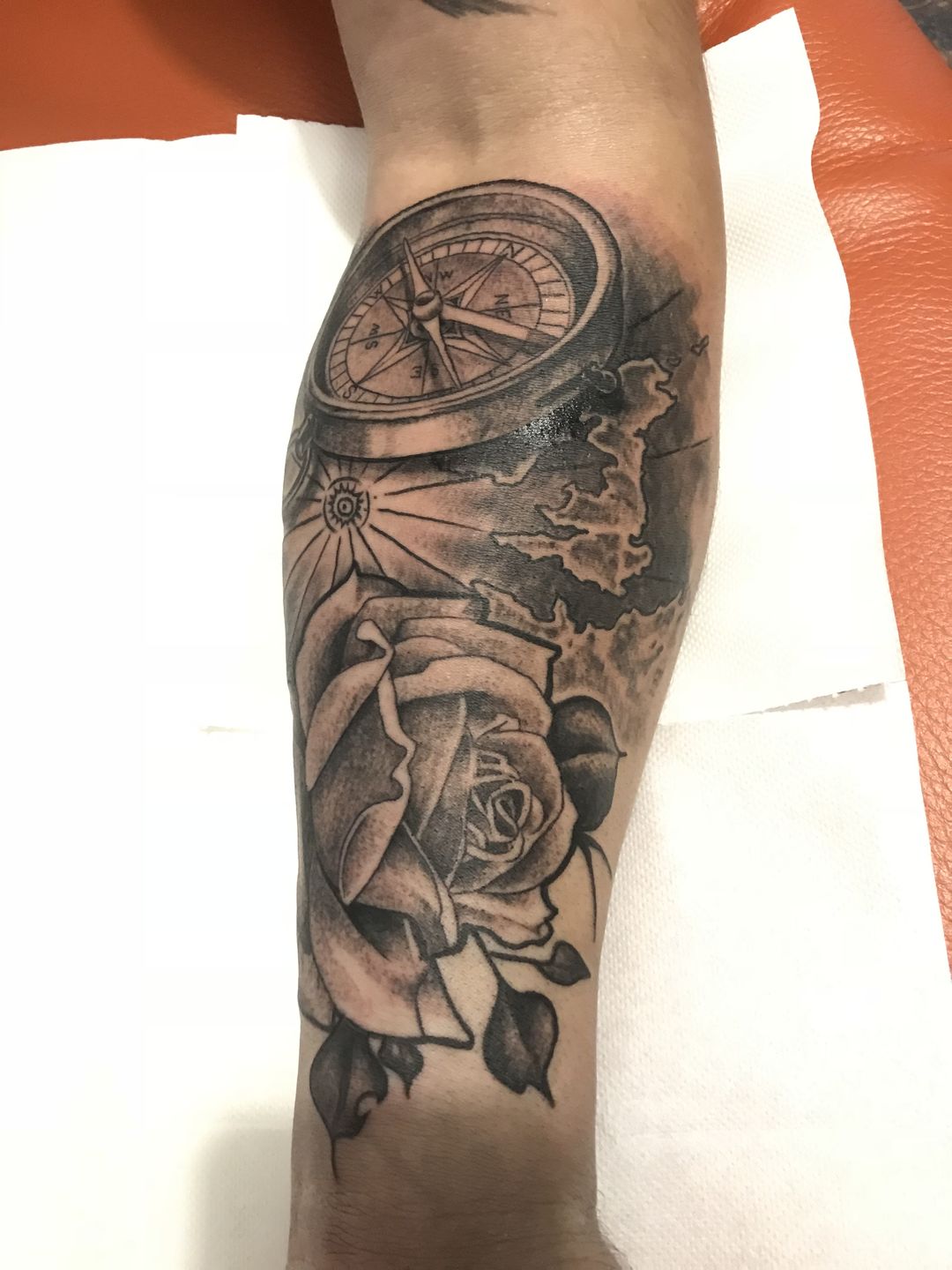 Compass and Rose Tattoo: Meaning and Design Ideas