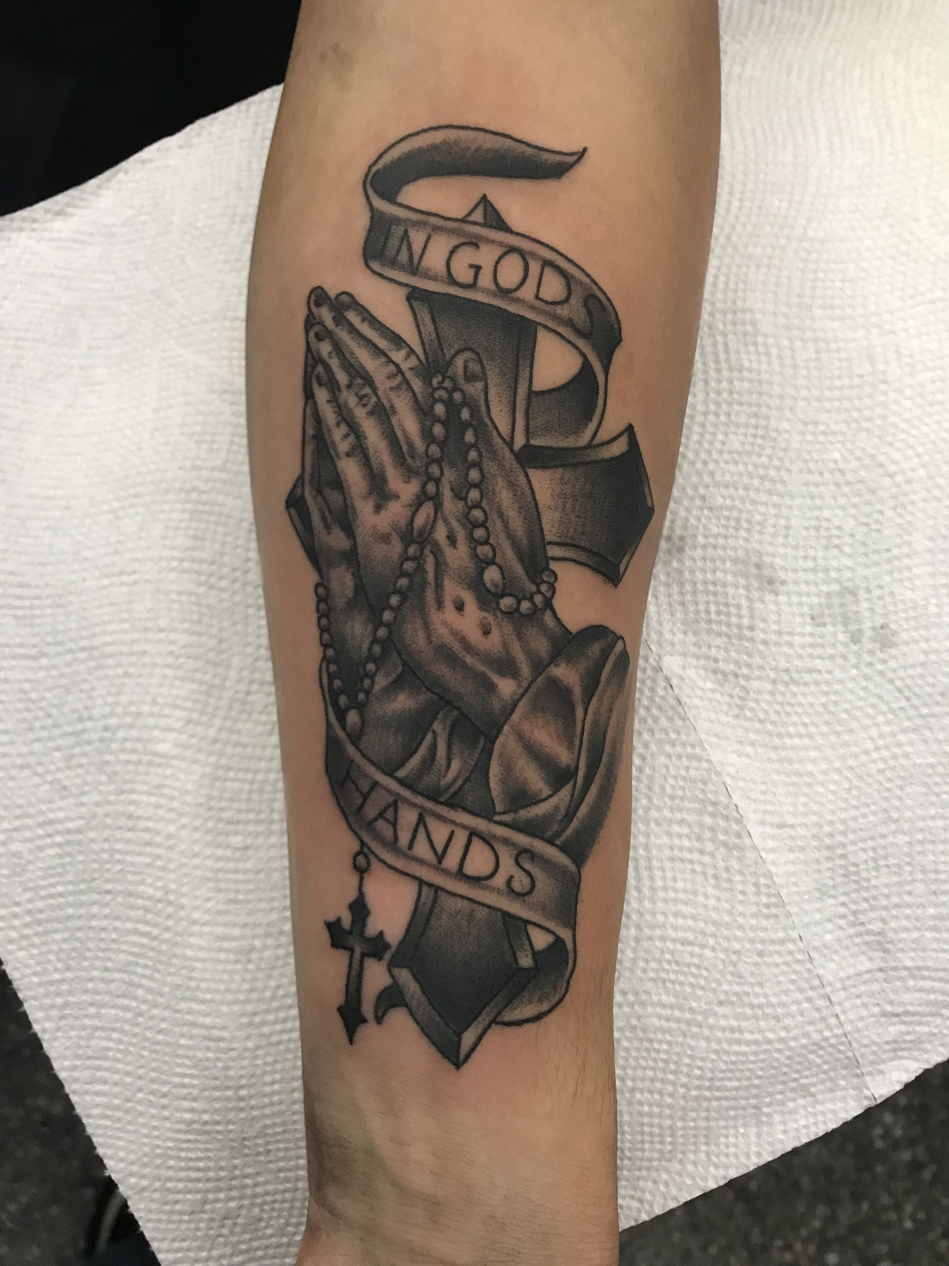 Cross With Hands Praying Tattoo: Meaning & Design Ideas