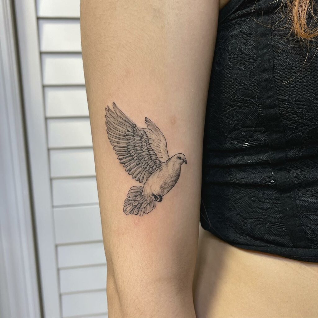 Dove Bird Tattoo Ideas: Peaceful & Elegant Designs