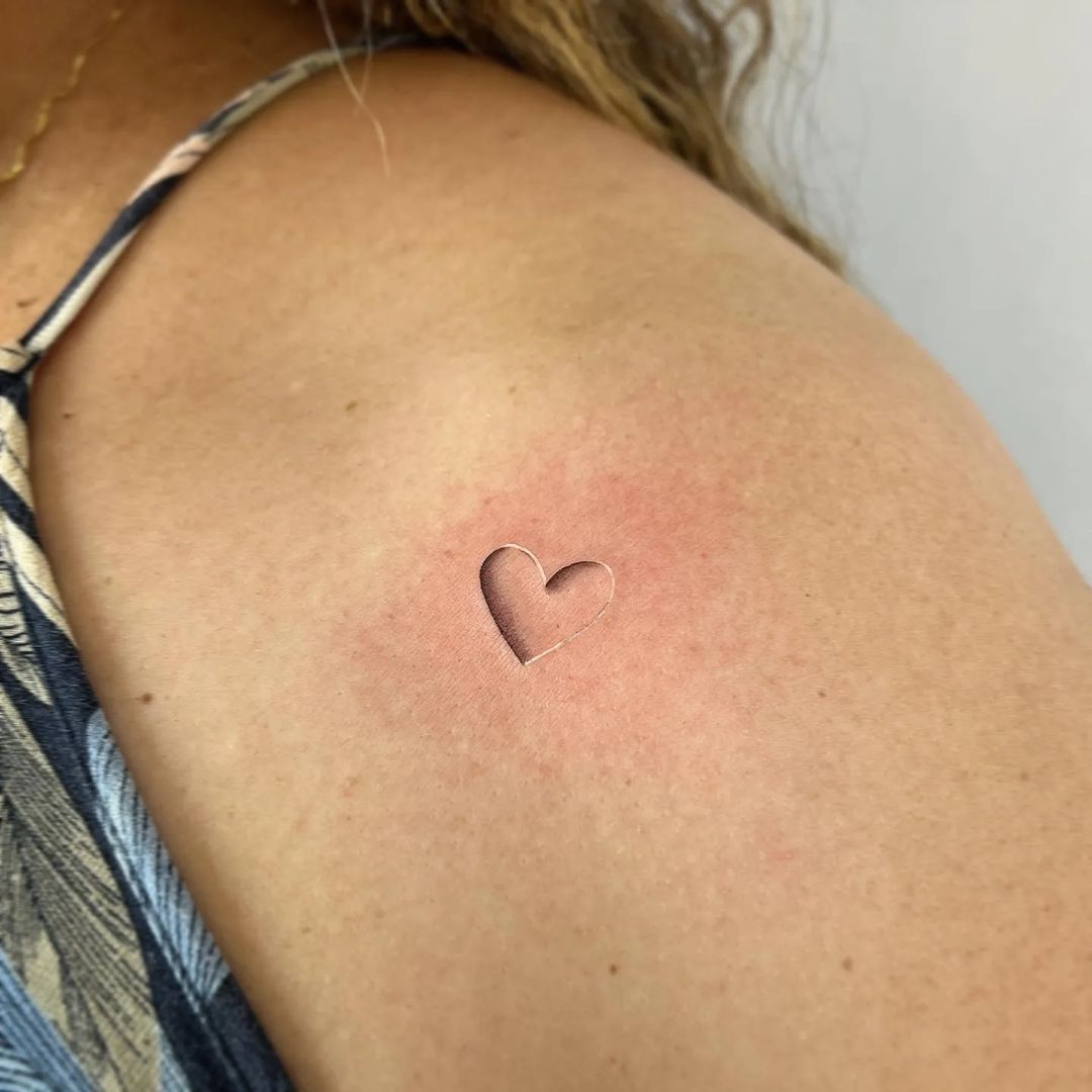 Cute Small Shoulder Tattoos for Women: Ideas & Inspiration