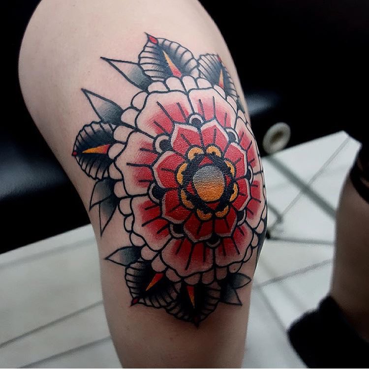 Traditional Knee Mandala Tattoo Design Ideas & Inspiration