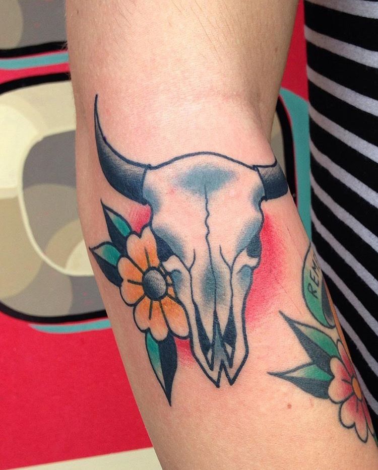 Vintage Cow Skull Tattoo Ideas & Inspiration
